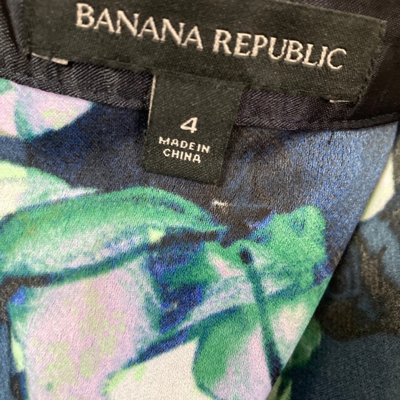 BR Floral Midi Skirt with Pockets - Picture 7 of 9